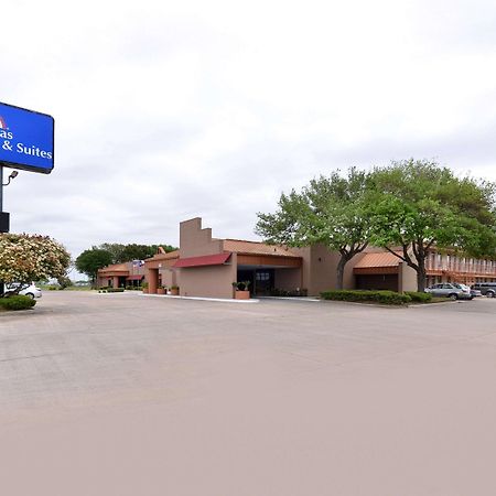 Americas Best Value Inn And Suites Victoria Εξωτερικό φωτογραφία